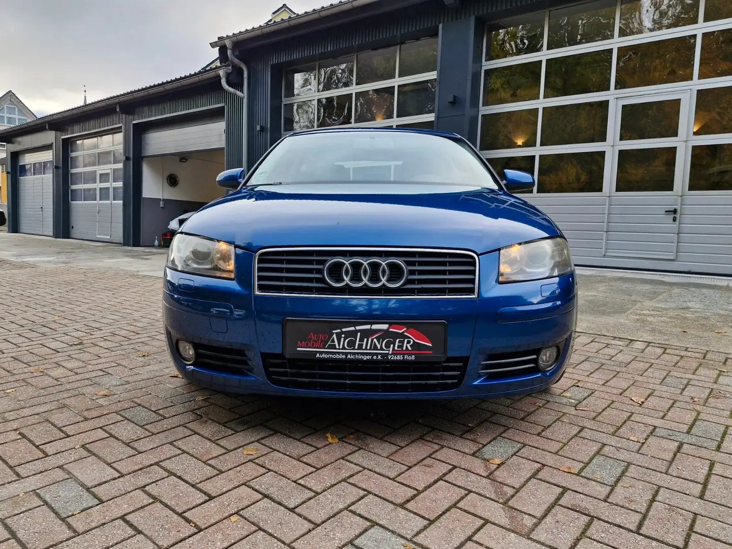Audi A3 2.0 FSI Ambition 8 Fach Bose 2. Hand Tüv Neu Blau - 2
