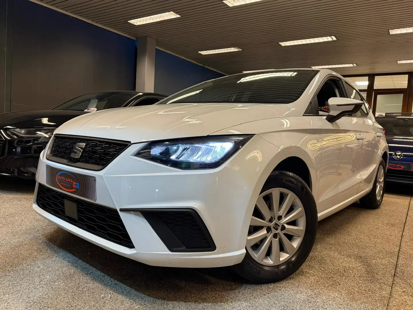 SEAT Ibiza Ibiza 1.0 TSI*CARPLAY SANS FIL*FULL SERVICE SEAT White - 1