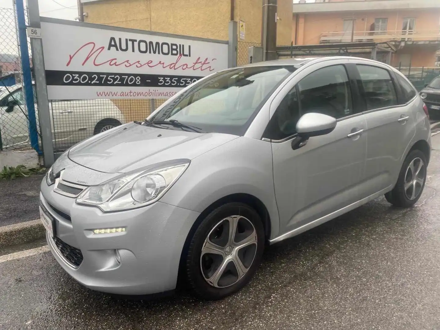 Citroen C3 PureTech 82 Live Edition Argento - 1
