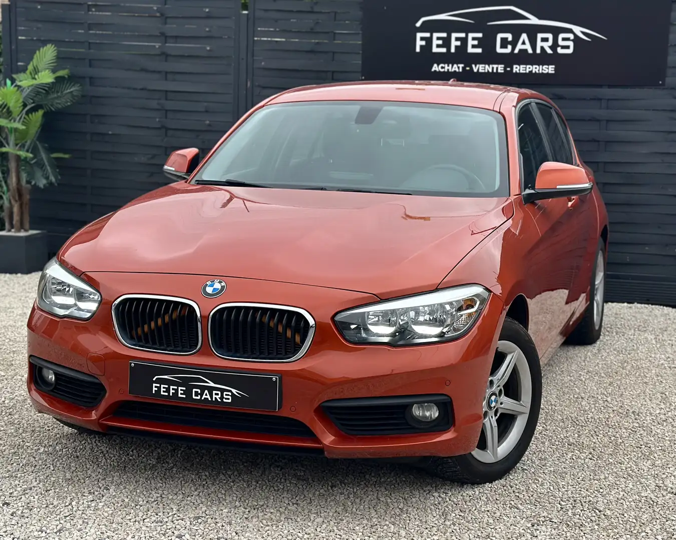 BMW 118 118 d // 1er propriété Orange - 1