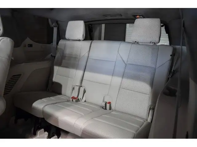 Cadillac Escalade view 13