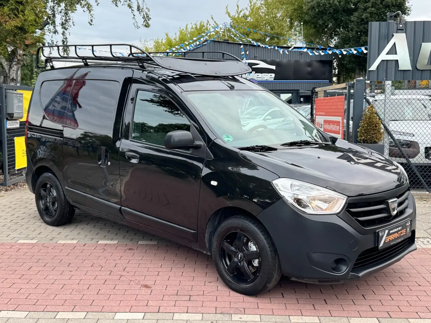 Dacia Dokker Express Ambiance 1.5dCi*Navi*Klima*AHK* Schwarz - 1