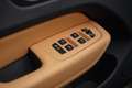 Volvo XC60 2.0 T6 Plug-in hybrid AWD Ultra Bright | Bowers & Grijs - thumbnail 16