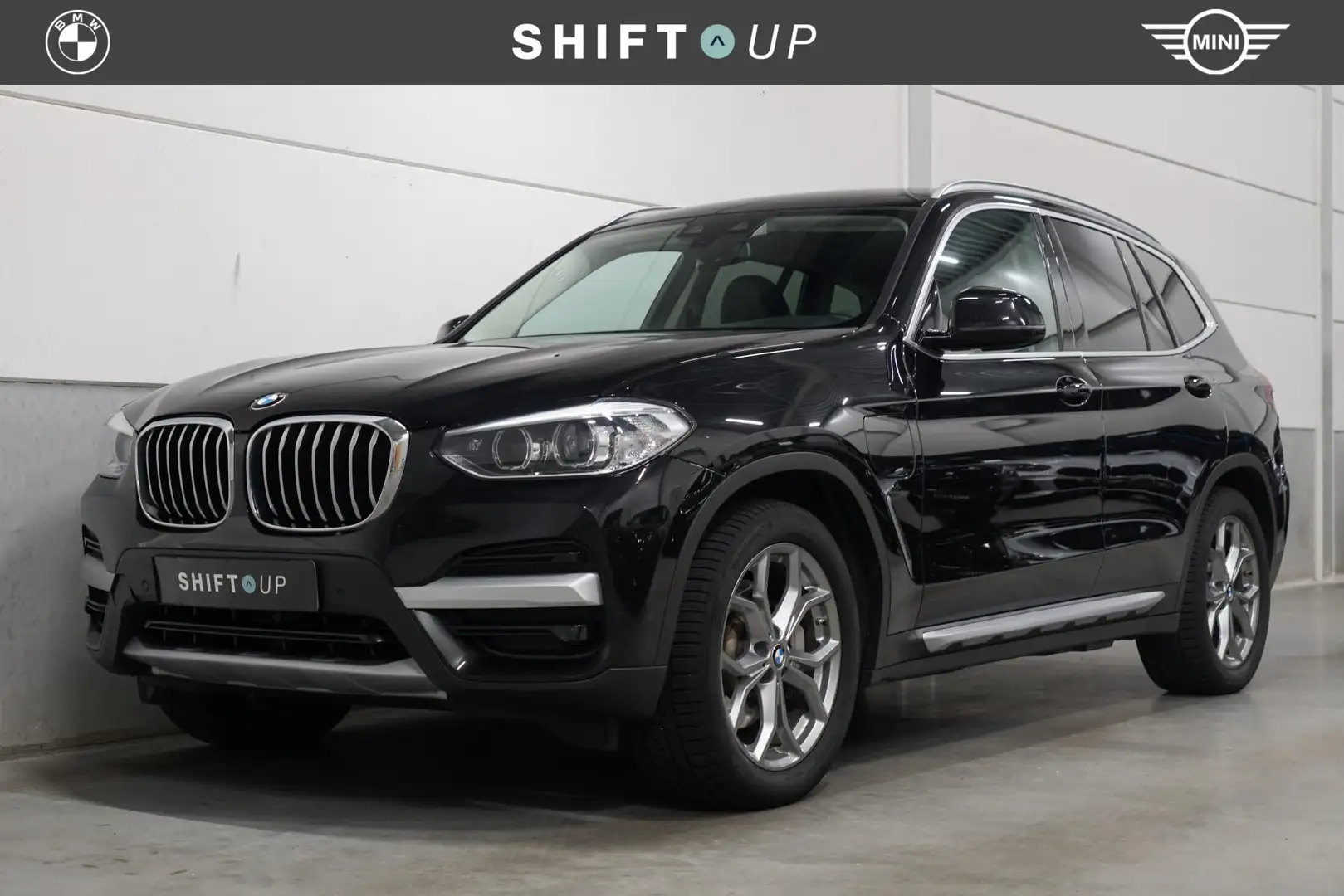 BMW X3 xDrive30e Verwarmd Stuurwiel | Sportstoelen | Stoe Zwart - 1