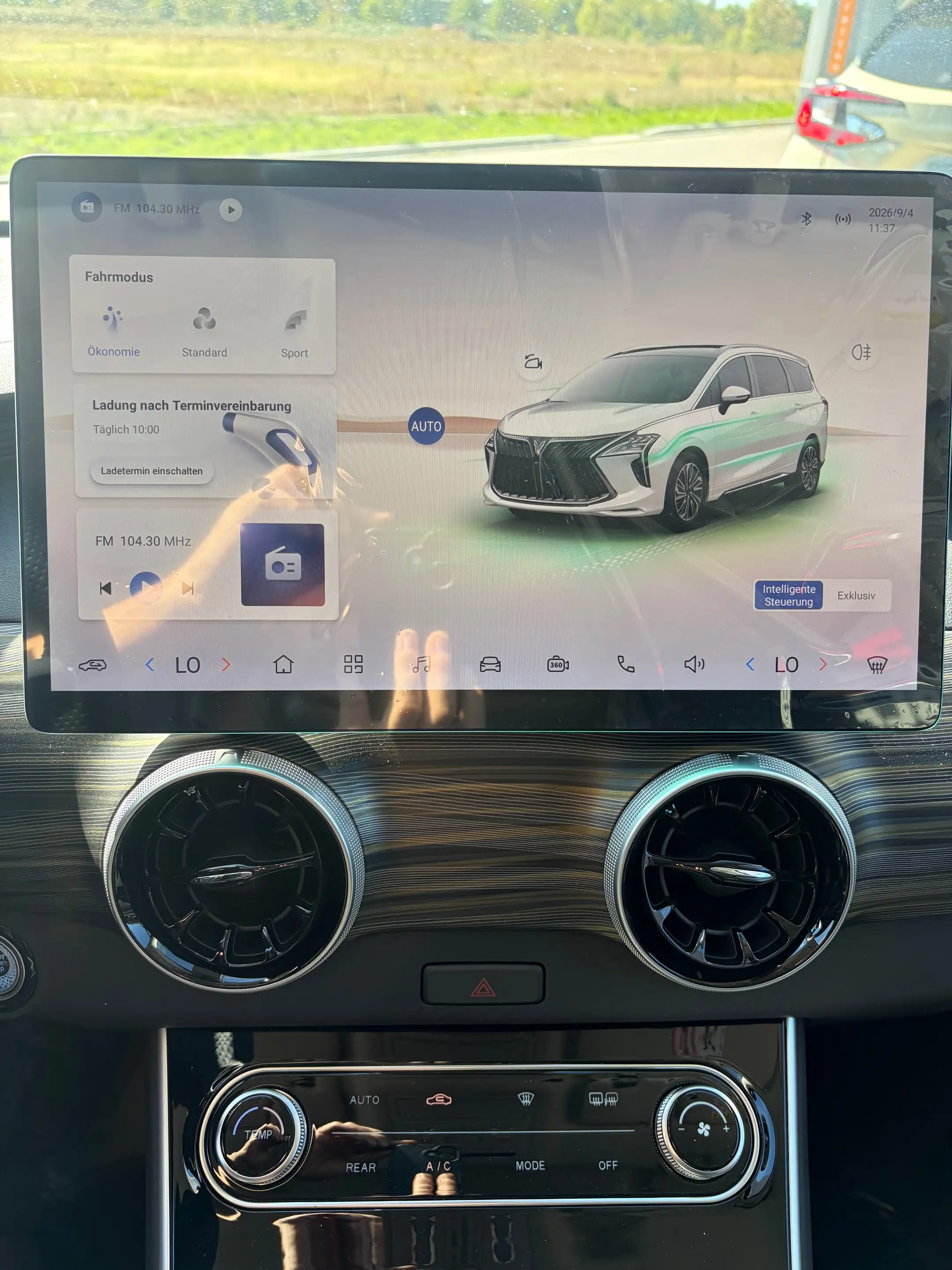 DFM Forthing 4 Forthing 4 phev — photo 8