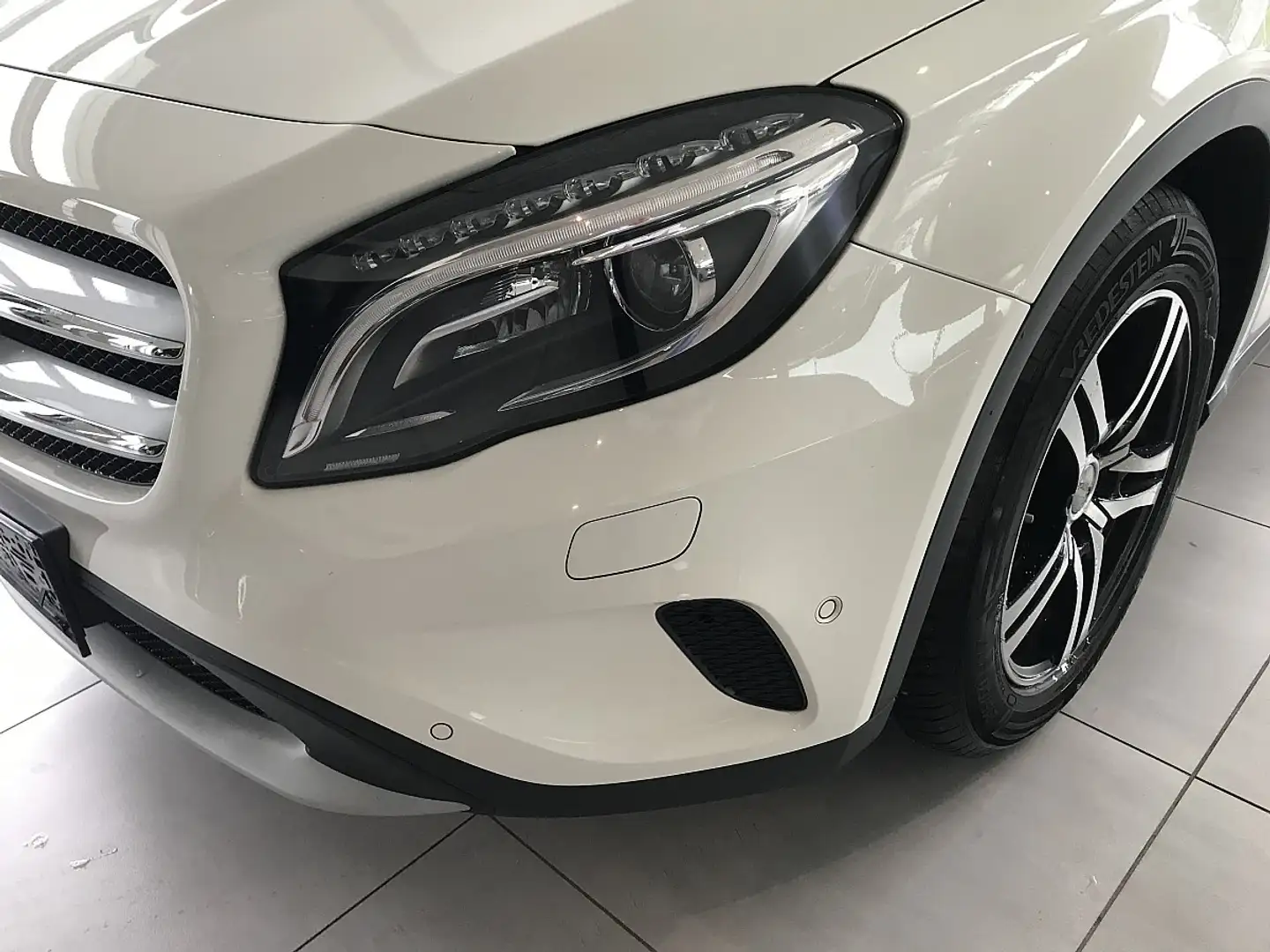 Mercedes-Benz GLA 200 CDI Edition Lifestyle Blanc - 2