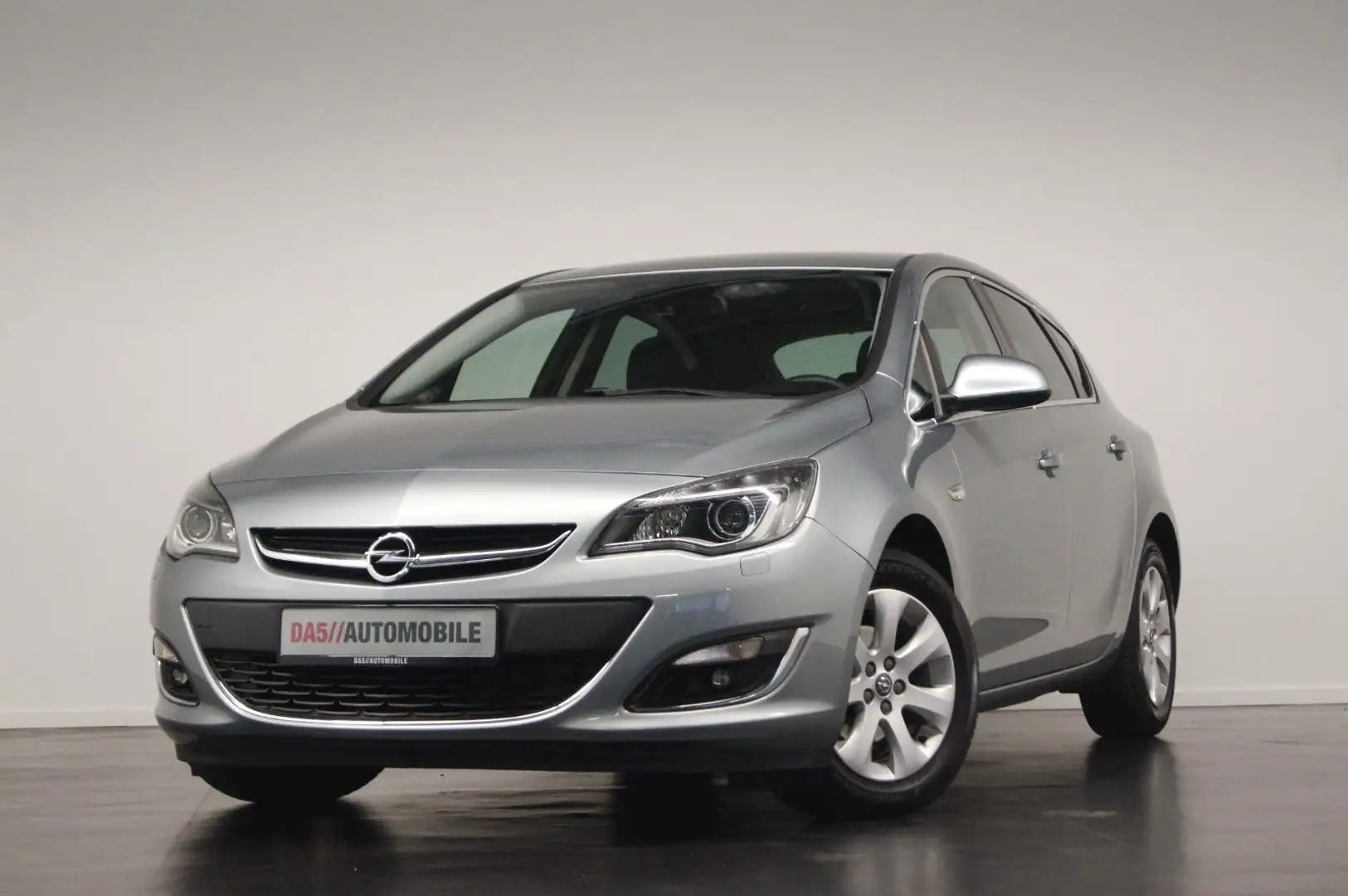 Opel Astra J Lim. 5-trg. Exklusiv|NAV|XENON|LNKHZG Gümüş rengi - 1