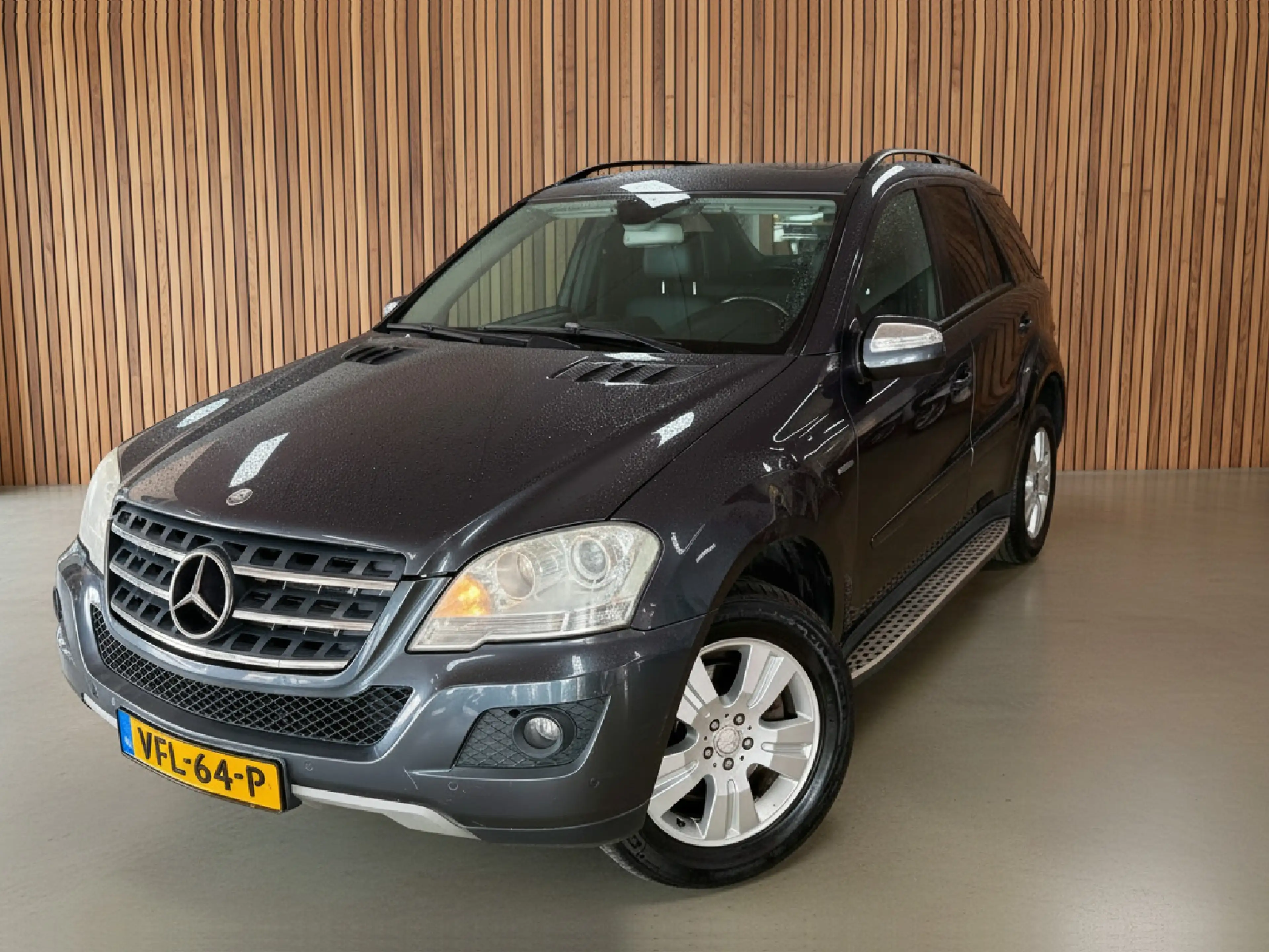 Mercedes-Benz ML 300 CDI 4MATIC | Trekhaak | Elektr stoelen | Grijs ken