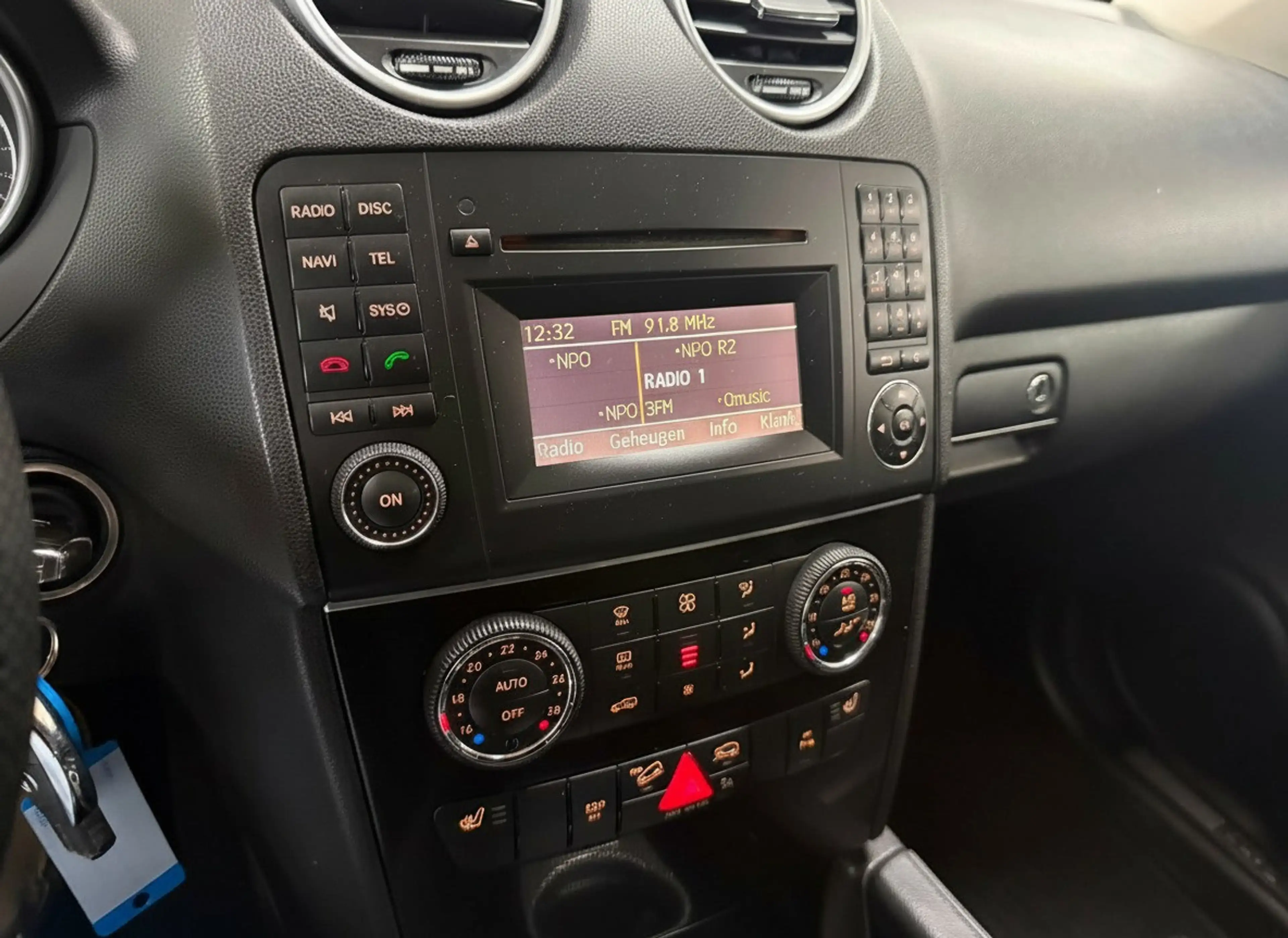 Mercedes-Benz ML 300 CDI 4MATIC | Trekhaak | Elektr stoelen | Grijs ken — photo 10