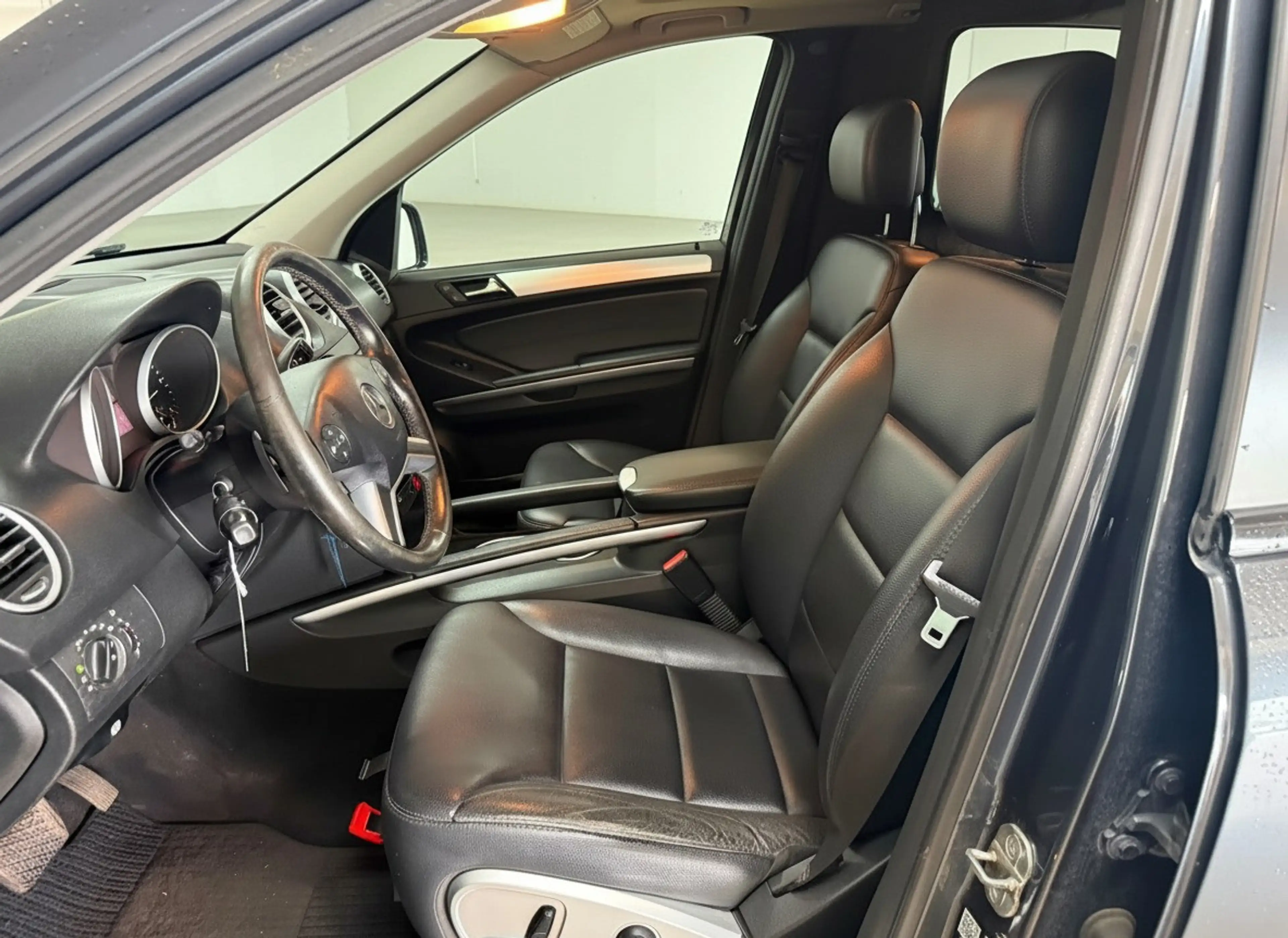 Mercedes-Benz ML 300 CDI 4MATIC | Trekhaak | Elektr stoelen | Grijs ken — photo 9