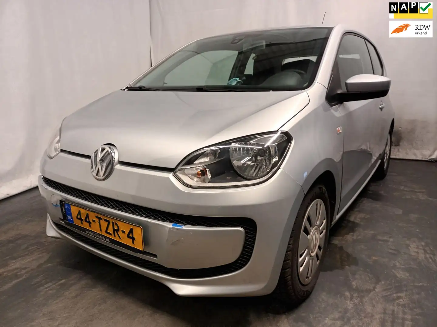 Volkswagen up! 1.0 move up! BlueMotion SCHADEAUTO!!! Grijs - 1