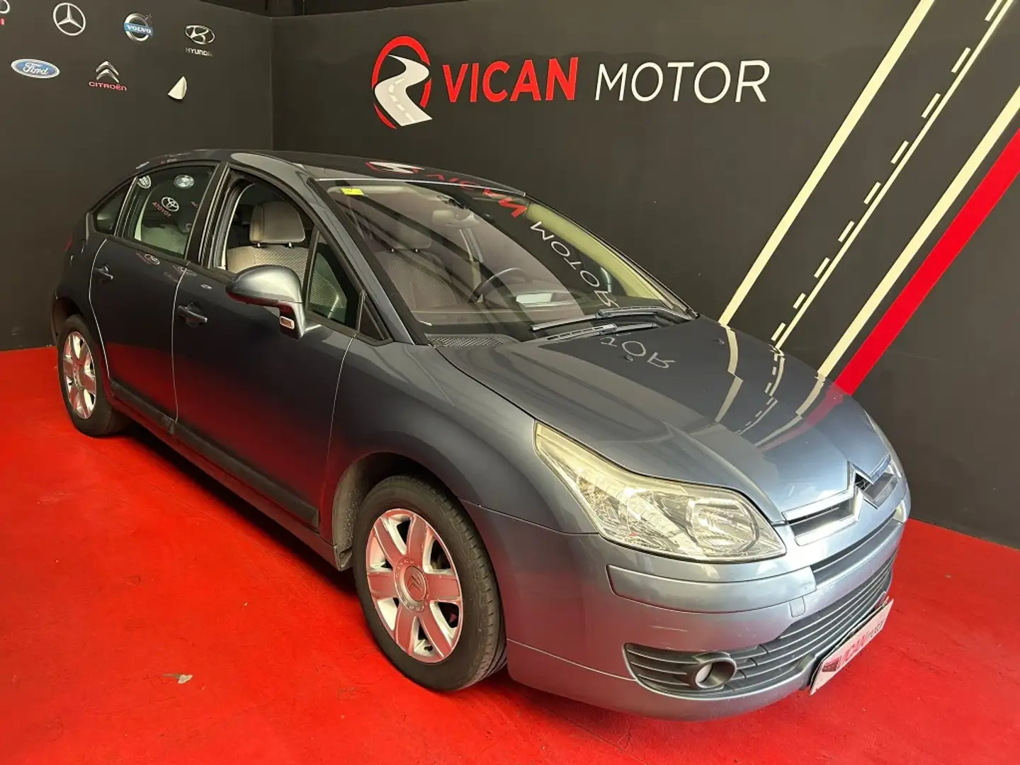 Citroen C4 1.6HDI Exclusive 110 Gris - 1