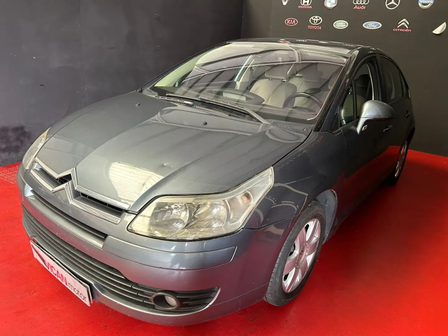 Citroen C4 1.6HDI Exclusive 110 Gris - 2