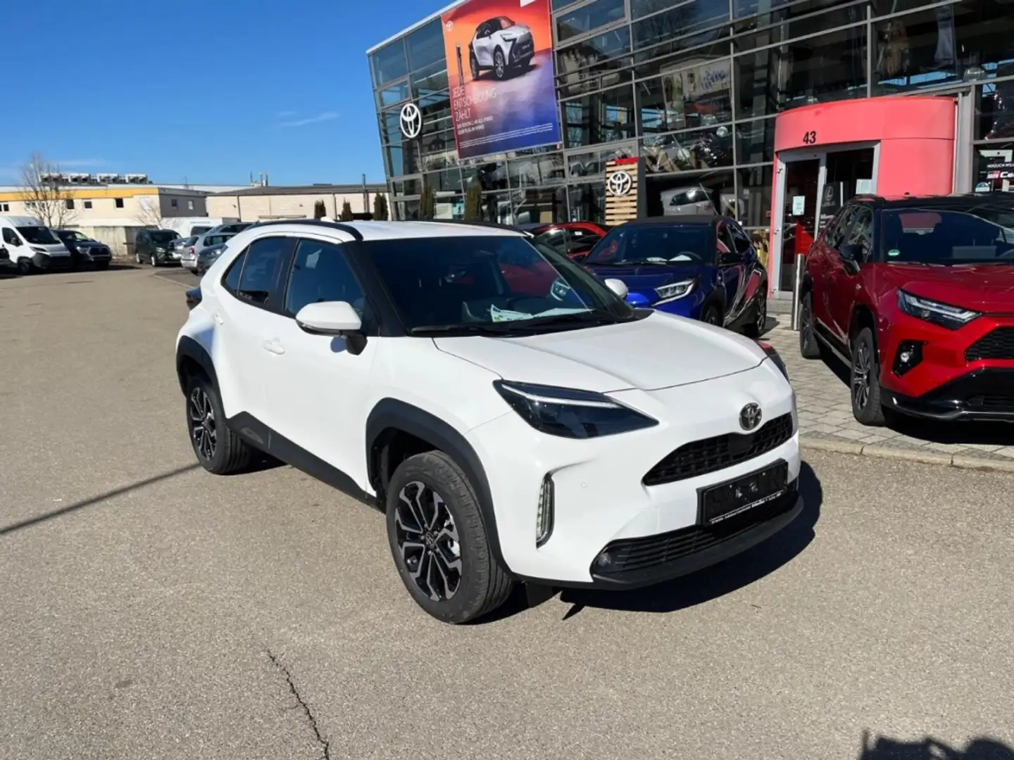 Toyota Yaris Cross 1,5l Teamplayer 4x2 Hybrid Safety + Winter Wit - 2