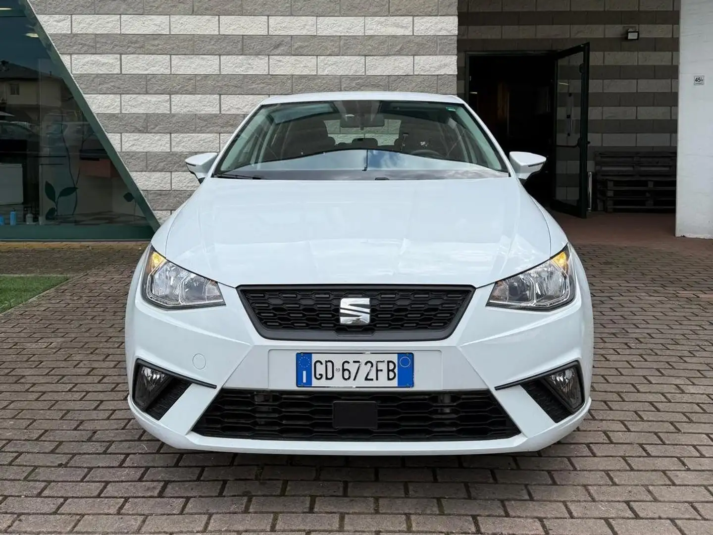 SEAT Ibiza Ibiza 1.6 tdi Business 95cv Wit - 1