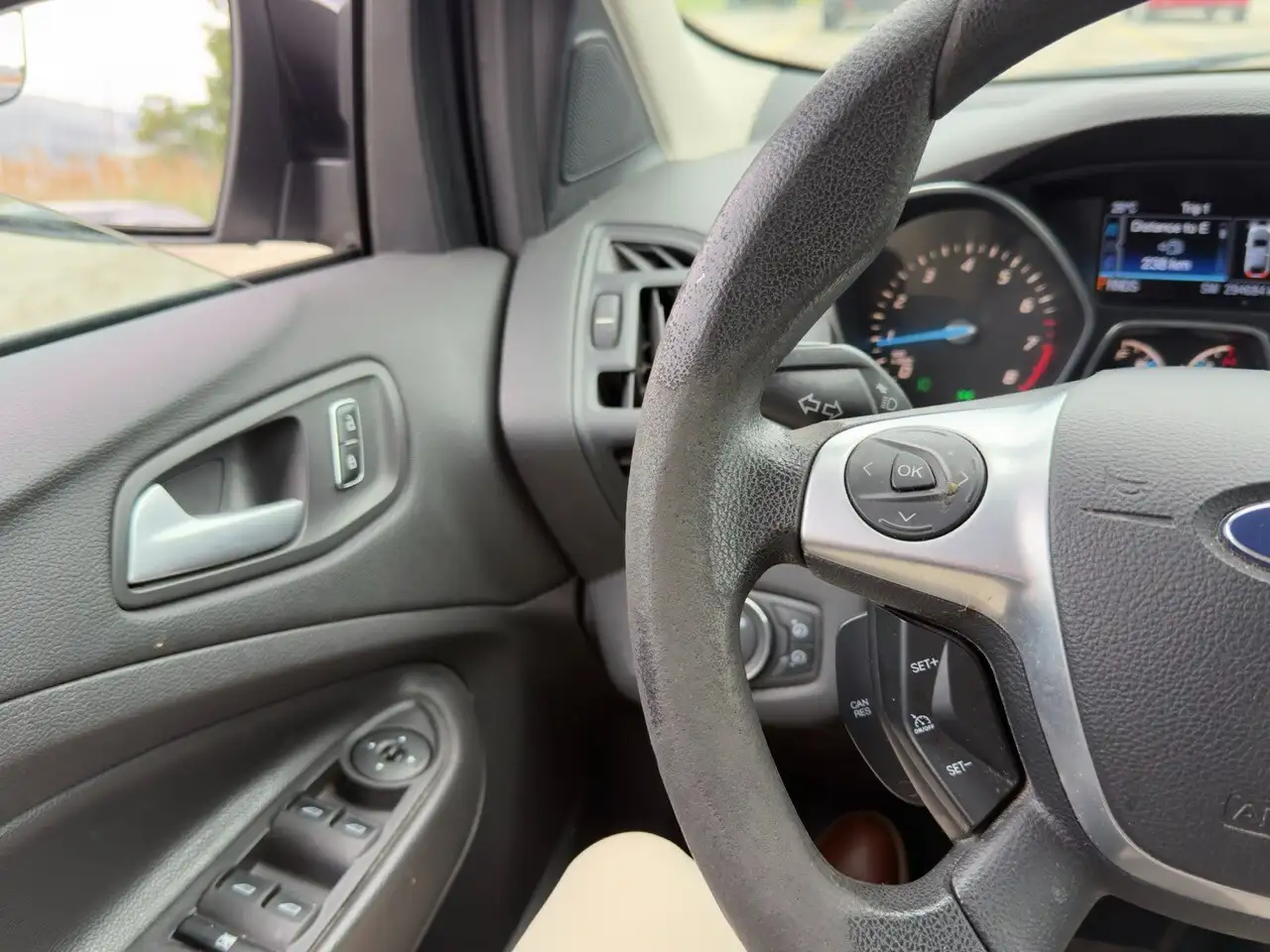 Ford Escape photo Ford Escape