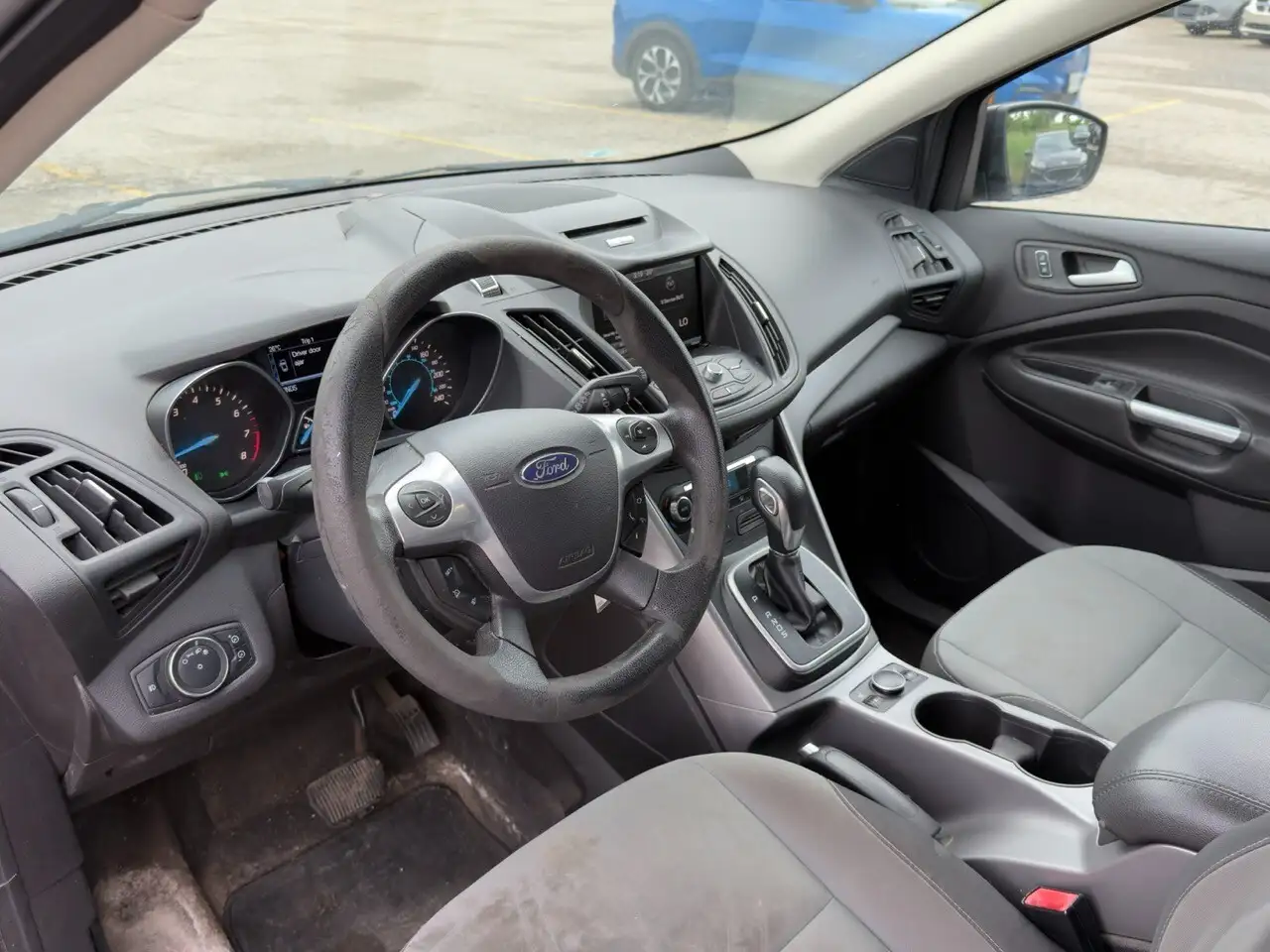 Ford Escape photo Ford Escape