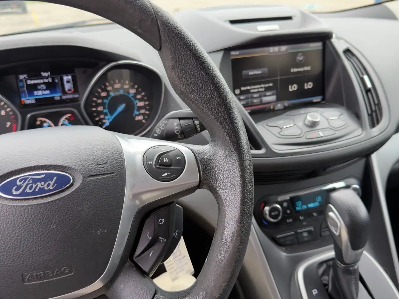 Ford Escape photo Ford Escape
