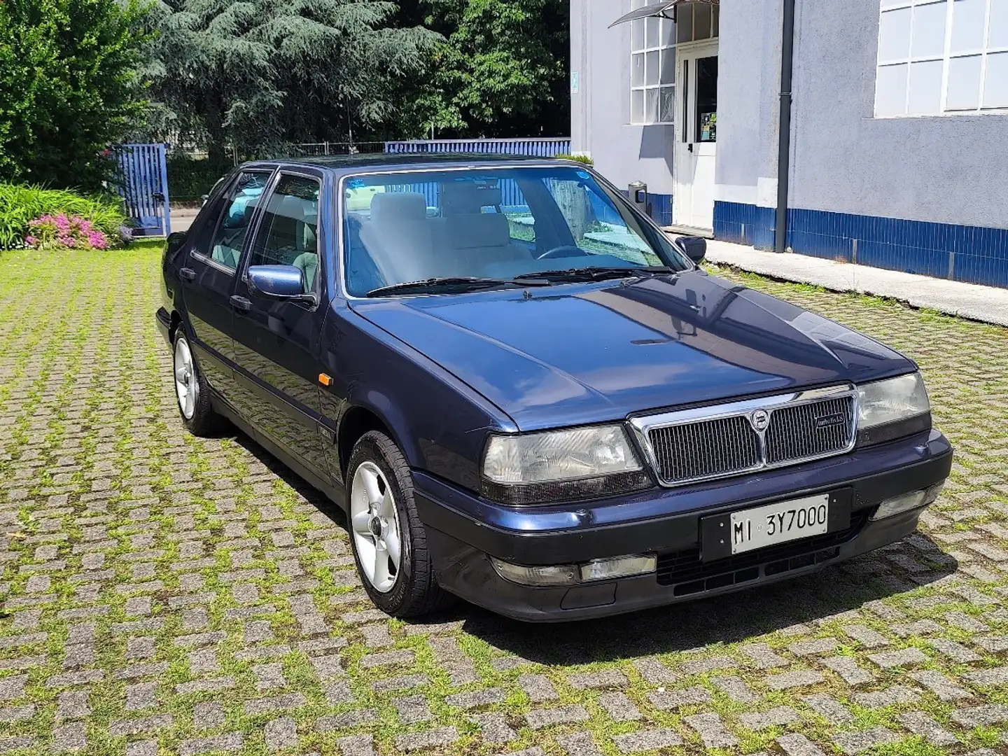 Lancia Thema 2.0t 16v LS cat. Azul - 1