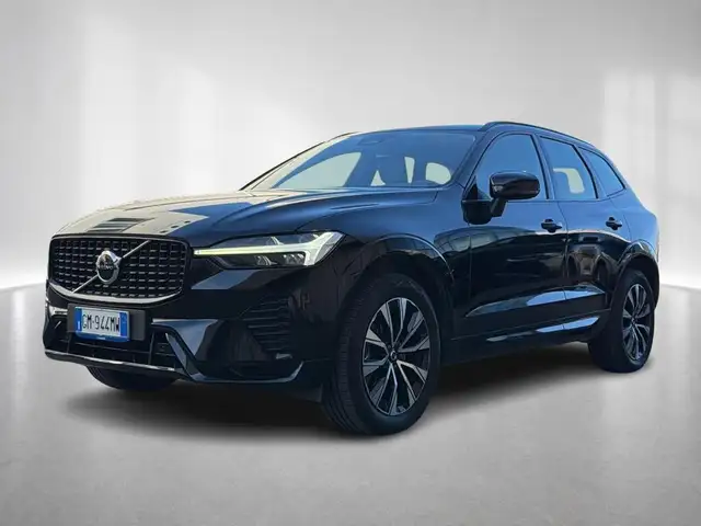 Volvo XC60 B4 (d) AWD automatico Plus Dark