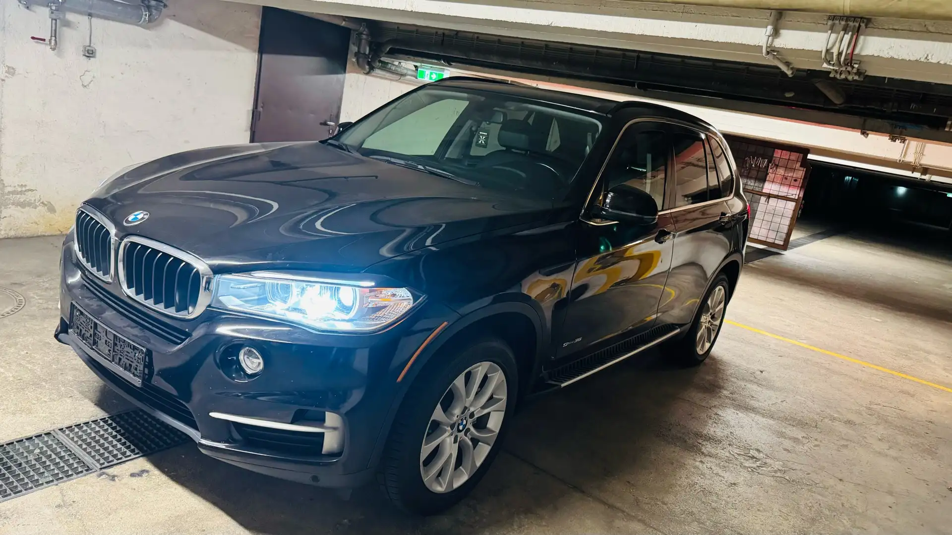 BMW X5 sDrive35i - 1