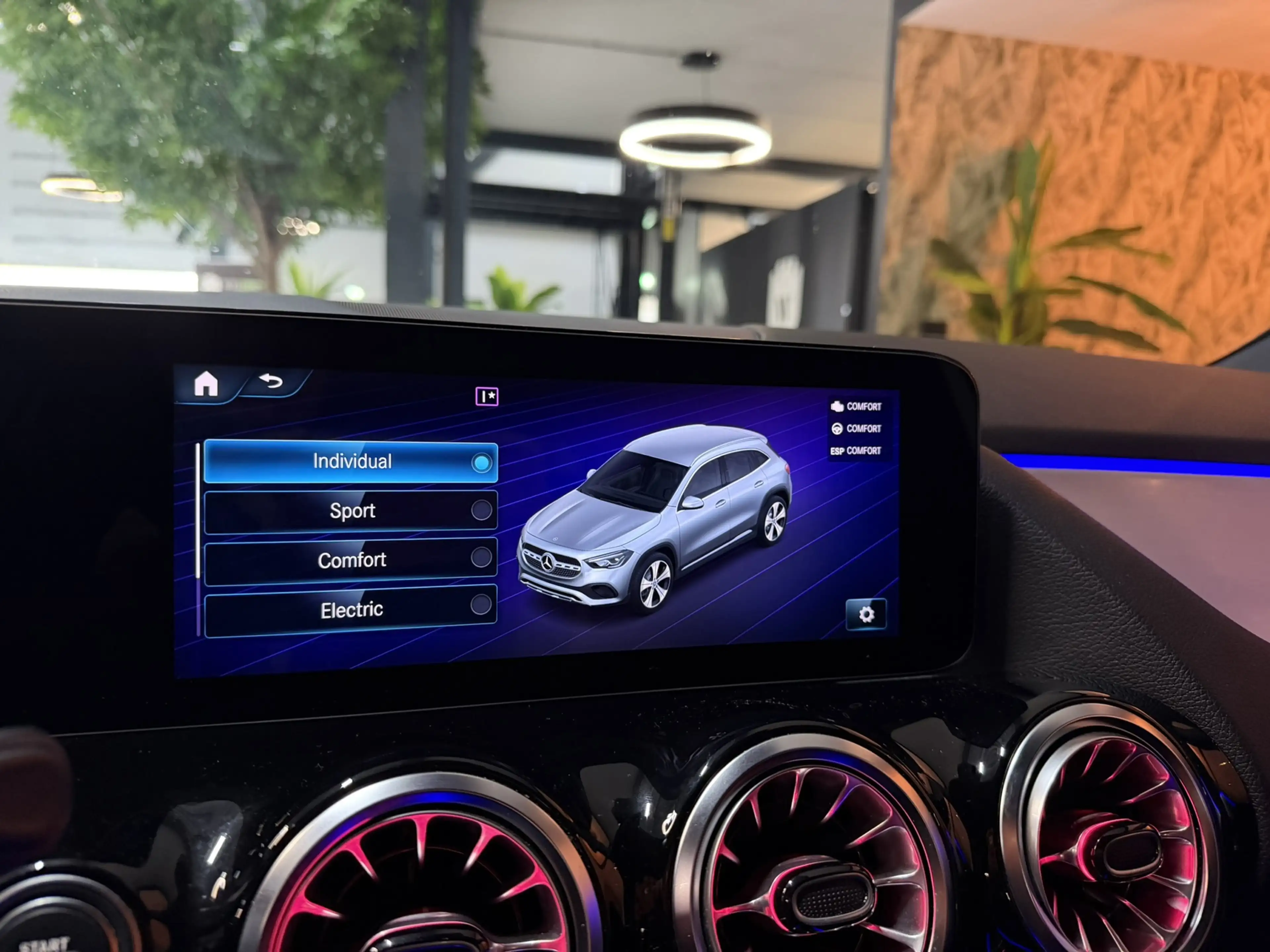 Mercedes-Benz GLA 250 e Business Solution Luxury Limited SOH100%|360° Ca — photo 38