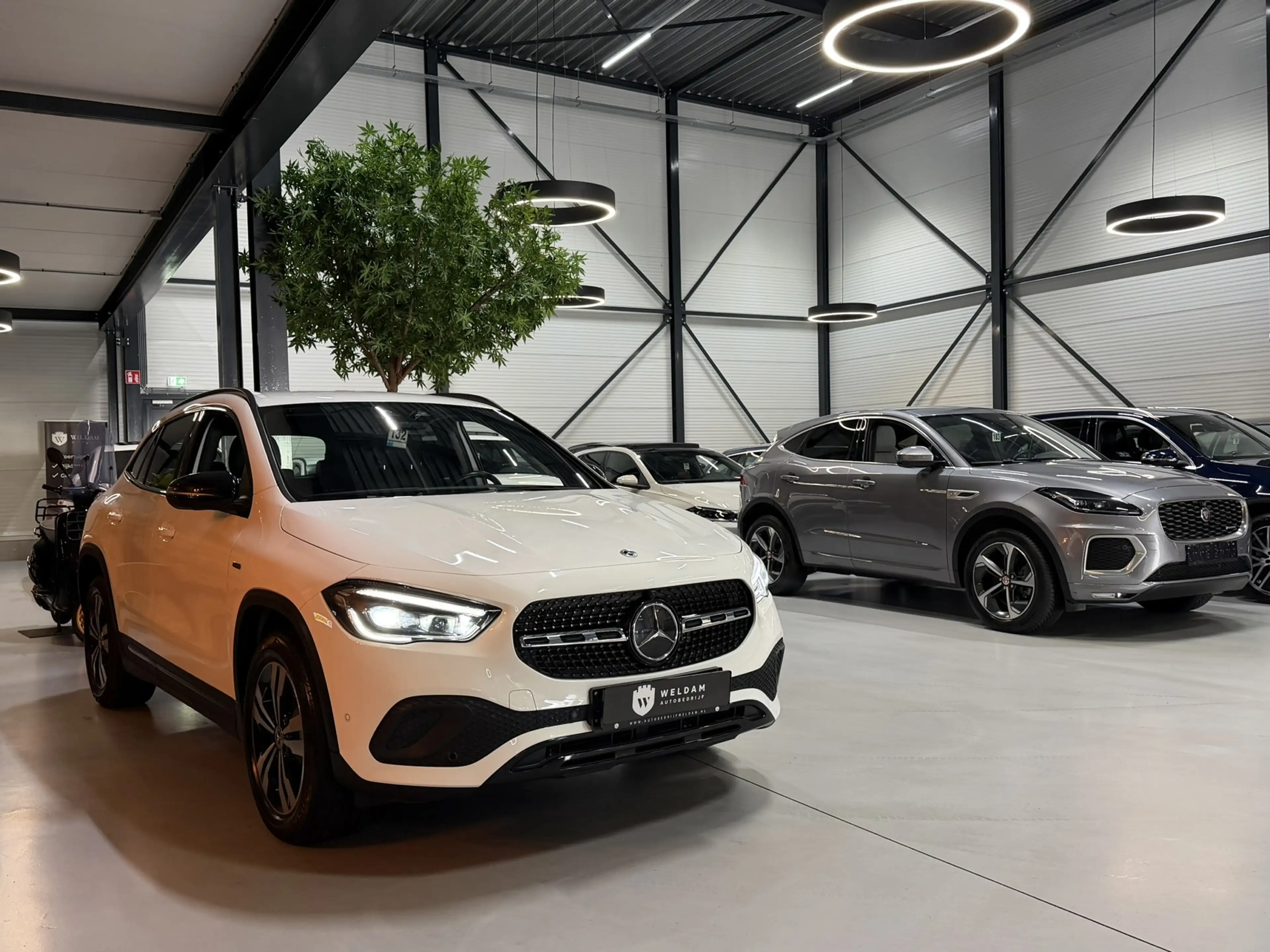 Mercedes-Benz GLA 250 e Business Solution Luxury Limited SOH100%|360° Ca — photo 14