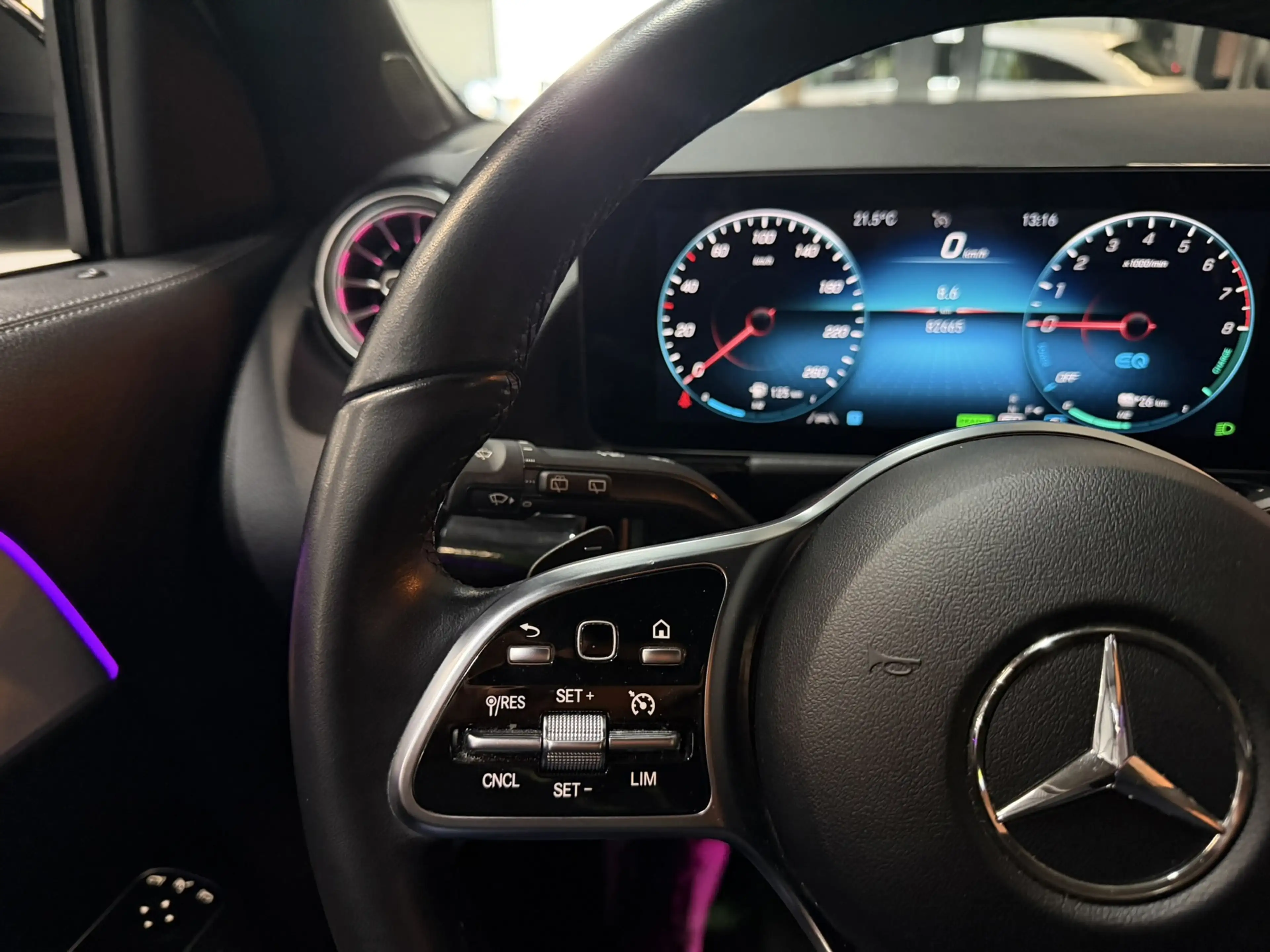 Mercedes-Benz GLA 250 e Business Solution Luxury Limited SOH100%|360° Ca — photo 35
