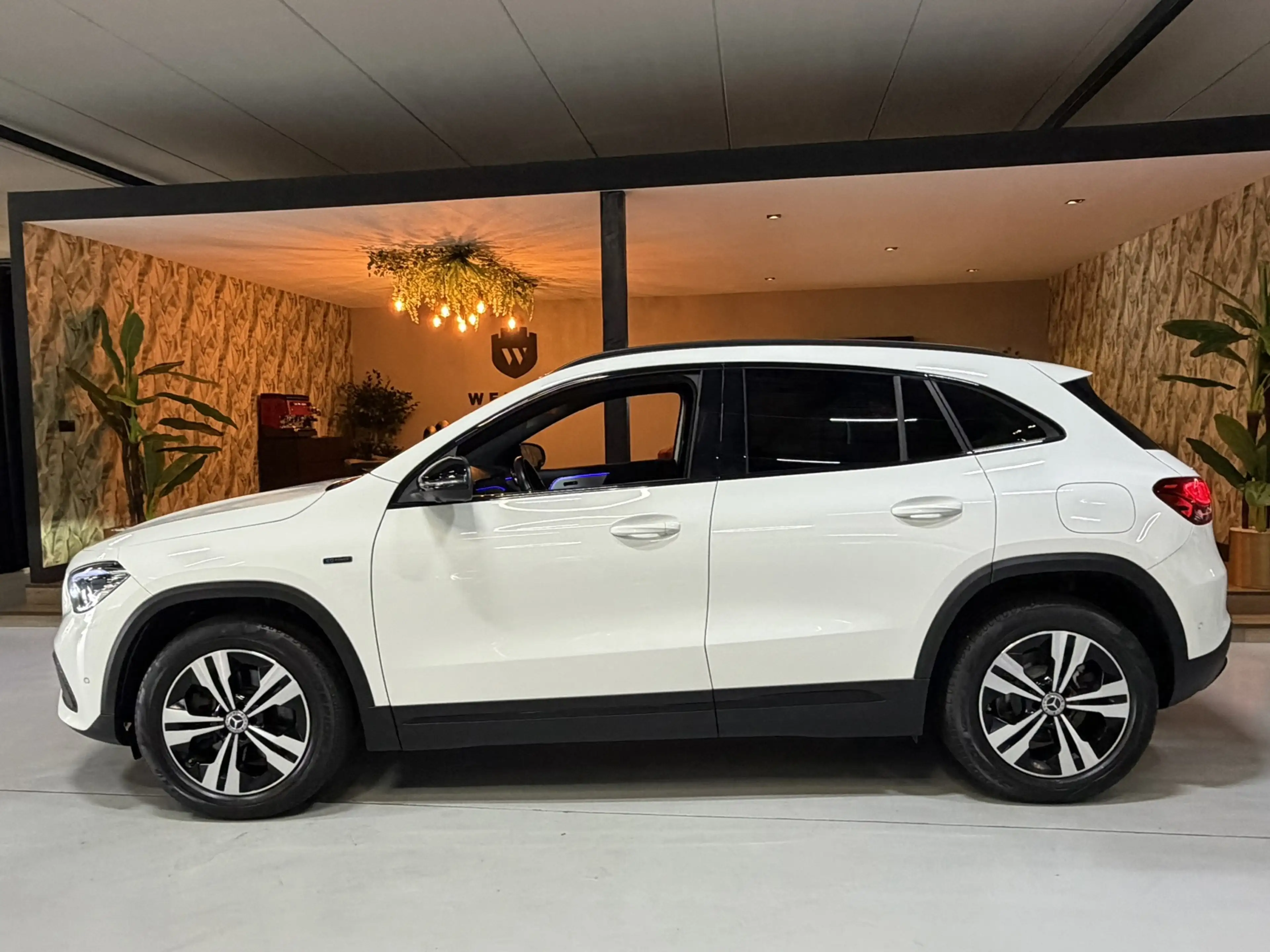 Mercedes-Benz GLA 250 e Business Solution Luxury Limited SOH100%|360° Ca — photo 10