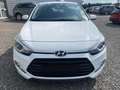 Hyundai i20 Coupe Trend*2.Hand*Style*TüvNeu*SHZ* Wit - thumbnail 3