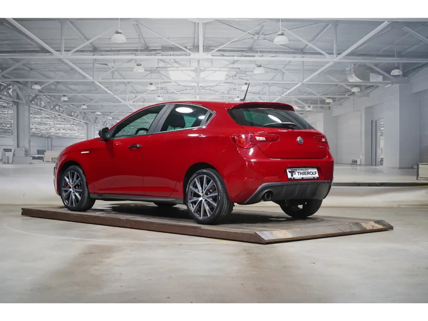 Alfa Romeo Giulietta 1.4 TB Sport Navi Komfort Paket 18 Zoll Rot - 2