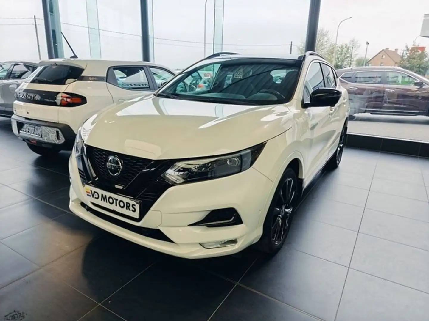 Nissan Qashqai dCi 115 N-TEC Blanc - 1