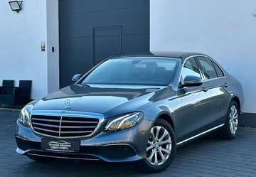 Limousine 9G*LUXURY*AMBIENTE*NAVI*KAMERA*