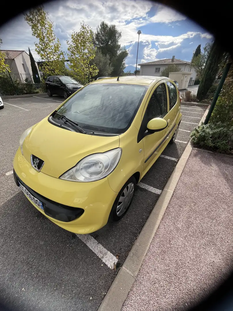 Peugeot 107 1.0e 12V 68ch BLUE LION Urban Move - 2