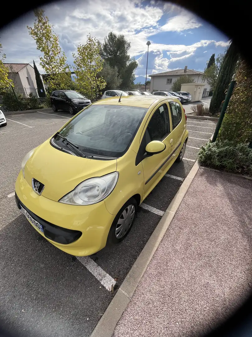 Peugeot 107 1.0e 12V 68ch BLUE LION Urban Move - 1