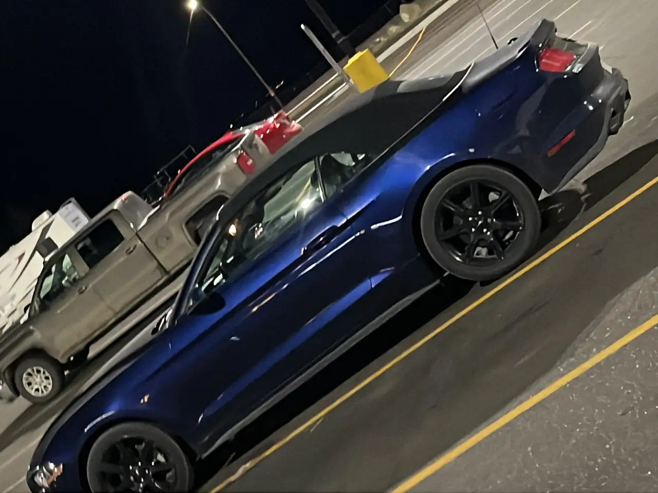Ford Mustang снимка Ford Mustang