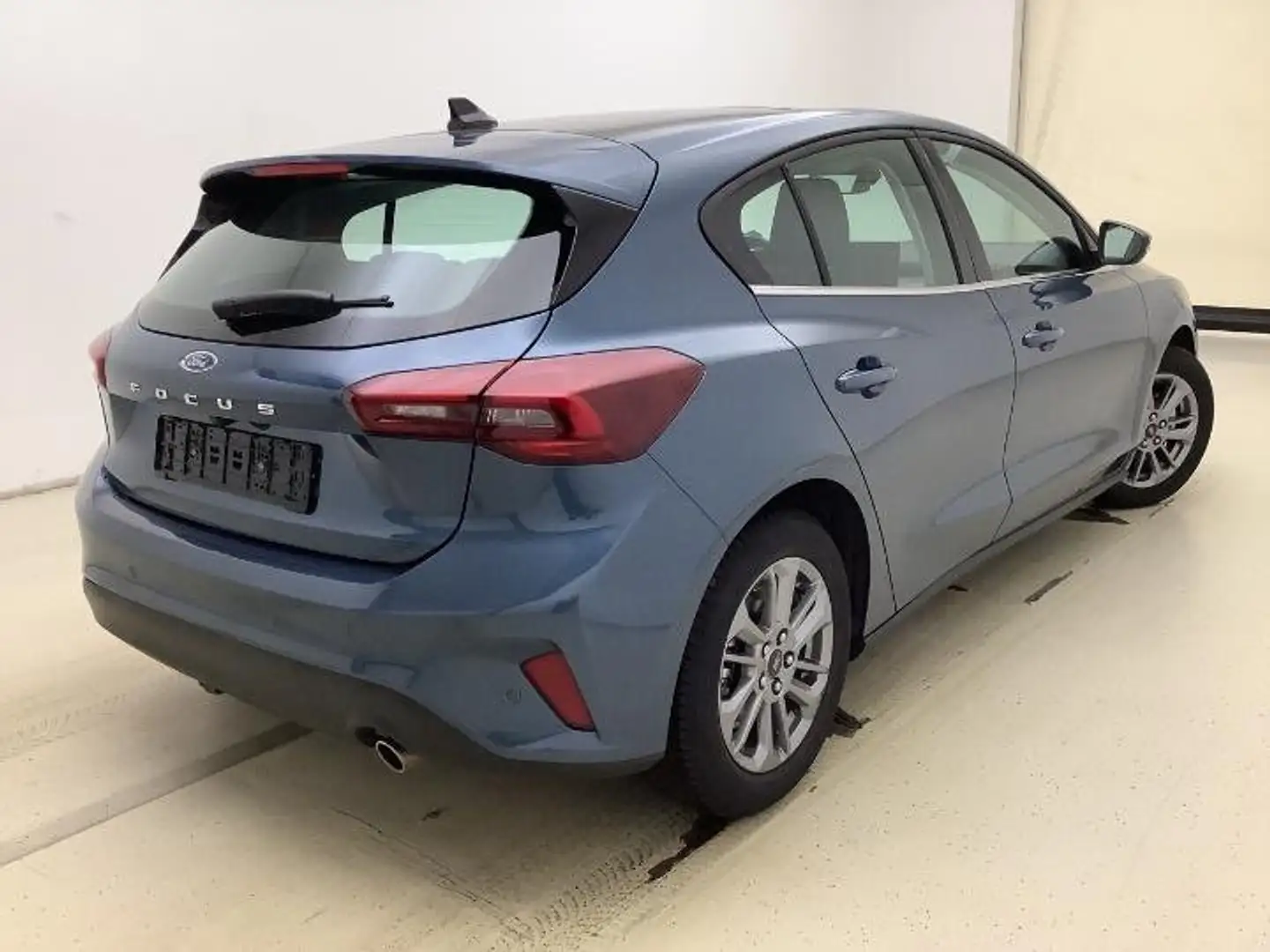 Ford Focus Titanium Schiebedach AHK LED Navi Kamera ACC Blau - 2