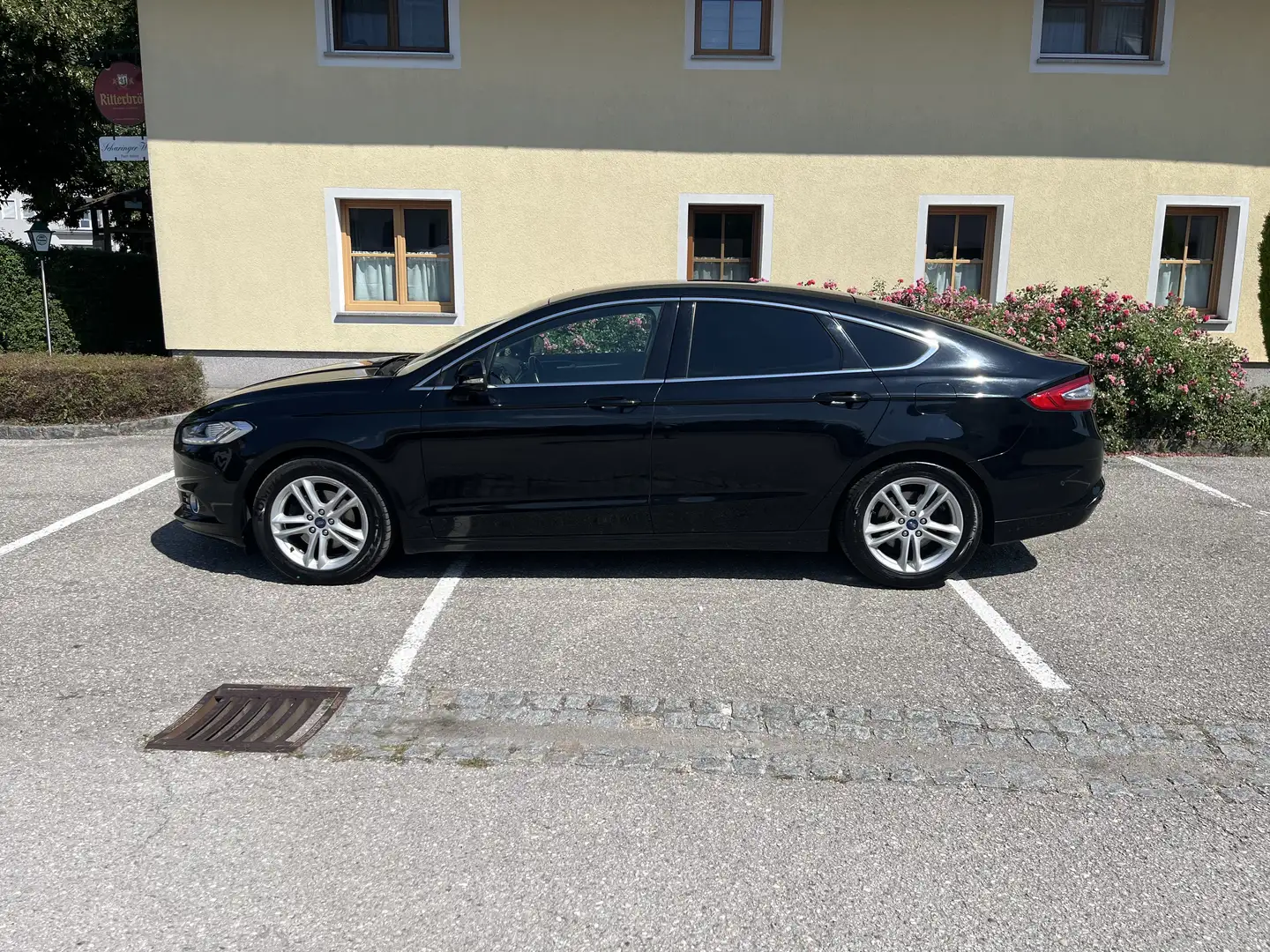 Ford Mondeo - 1
