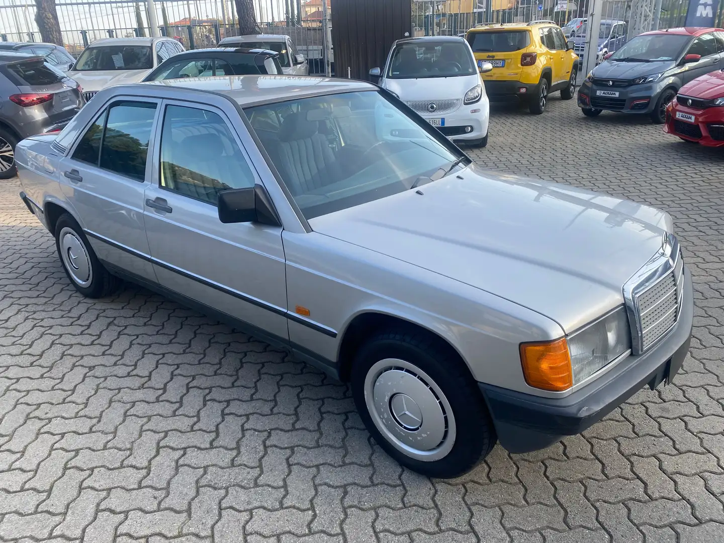 Mercedes-Benz 190 190 2.3 Argento - 2