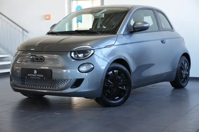 Fiat 500e 500 e 3+1 Icon NAVI SHZ KAMERA