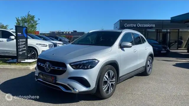 Mercedes-Benz GLA 200 200 163ch Progressive Line 7G-DCT