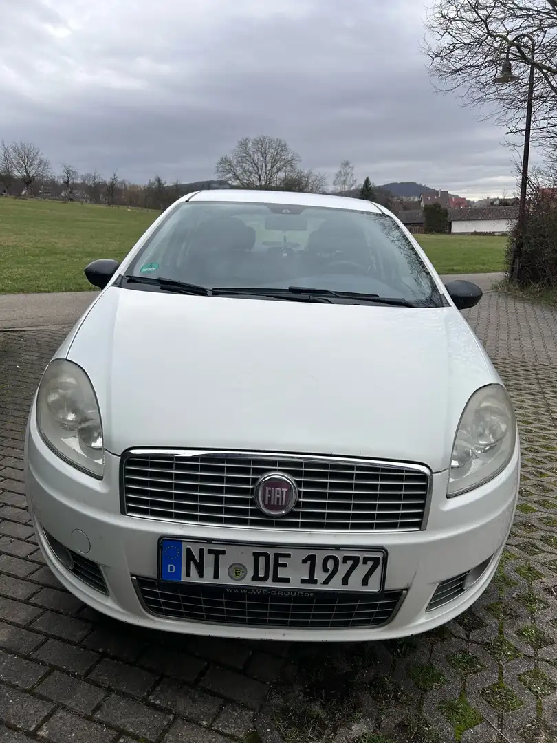 Fiat Linea 1.4 8V Active Bílá - 1