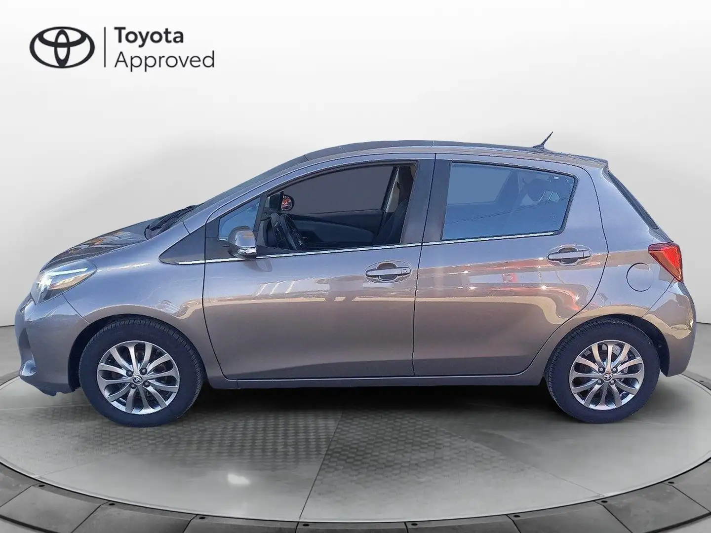 Toyota Yaris Yaris 1.0 5 porte Active Grigio - 2