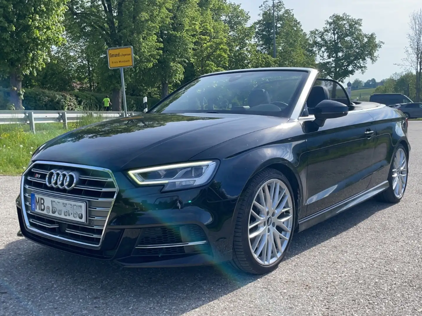 Audi S3 Cabriolet quattro*LED*AVC*ACC*Nackenfön*PDC*SHZ Noir - 1