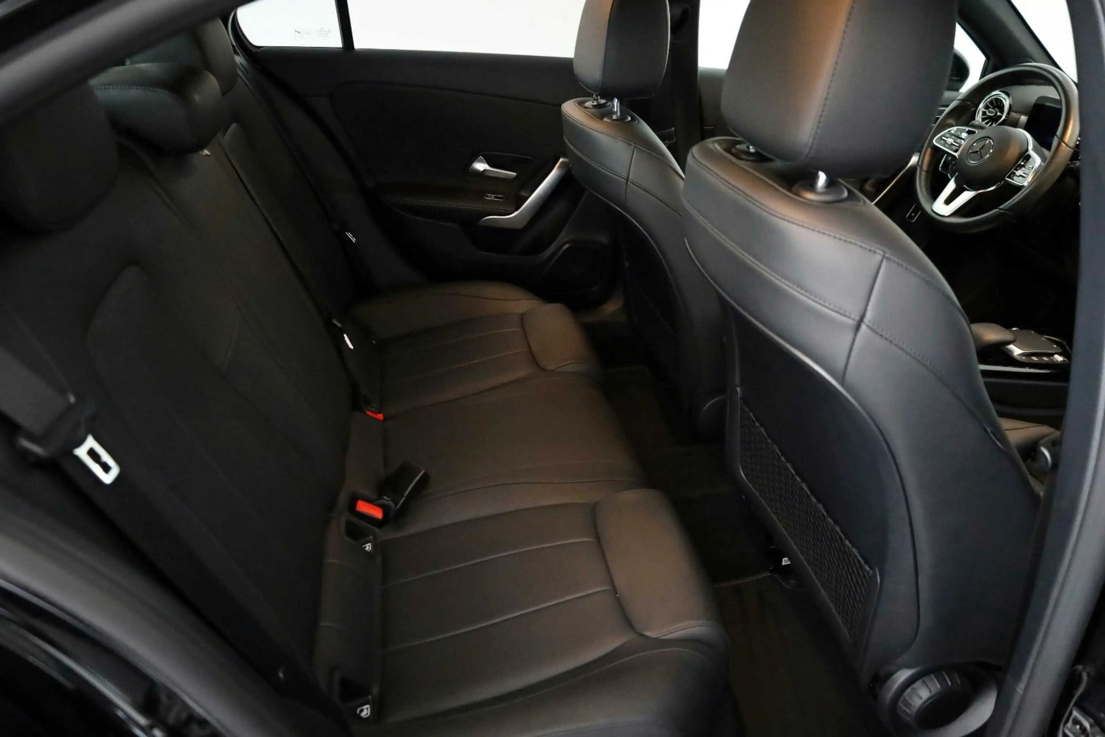 Mercedes-Benz A 250 e Progressive Lim.,Leder,Navi,LED,Kamera — photo 6