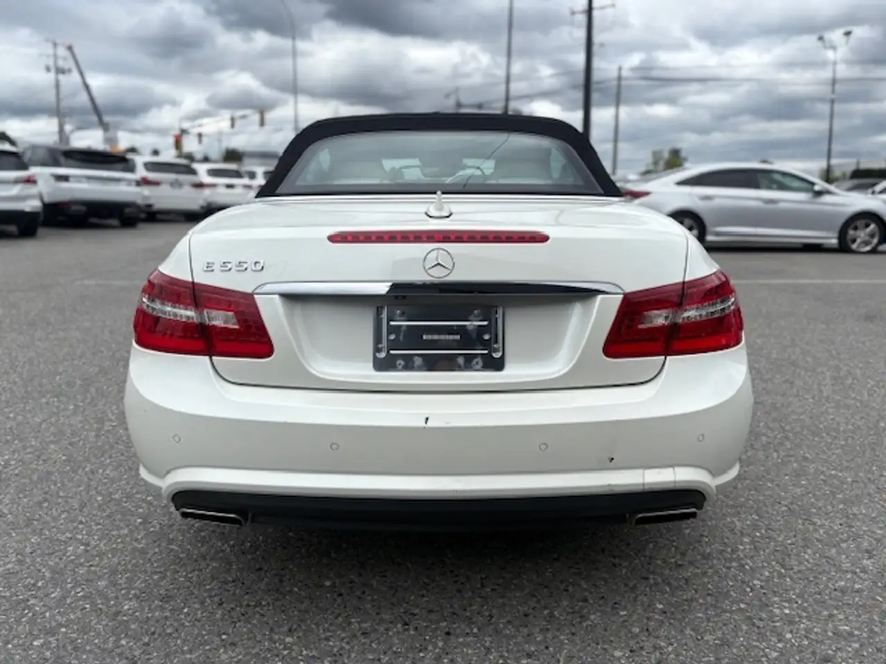 Mercedes-Benz E-Class photo Mercedes-Benz E-Class