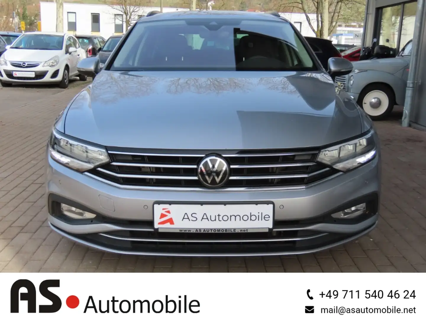 Volkswagen Passat Variant Business 1.Hd*LED*Navi*Kam*SHZ*8-f Silber - 2