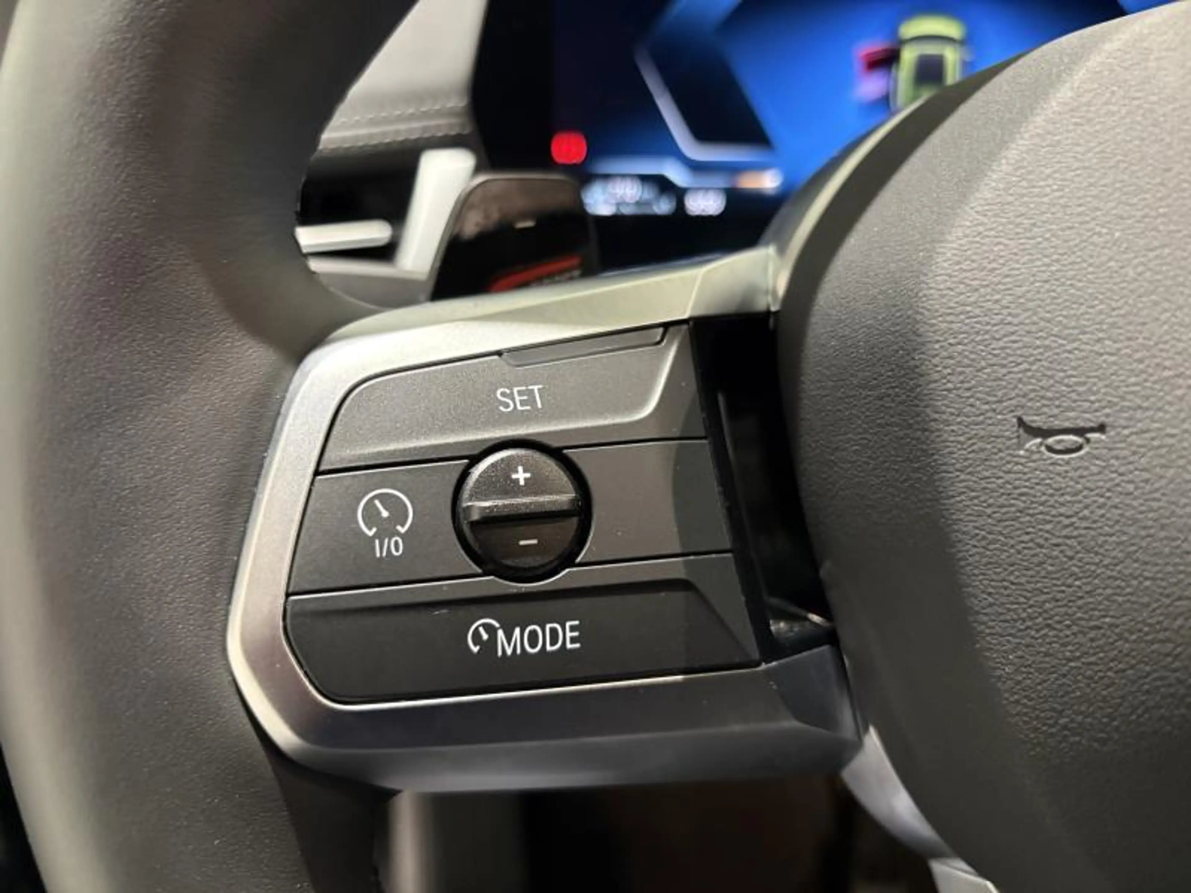 BMW 225 xDrive Active Tourer — photo 8