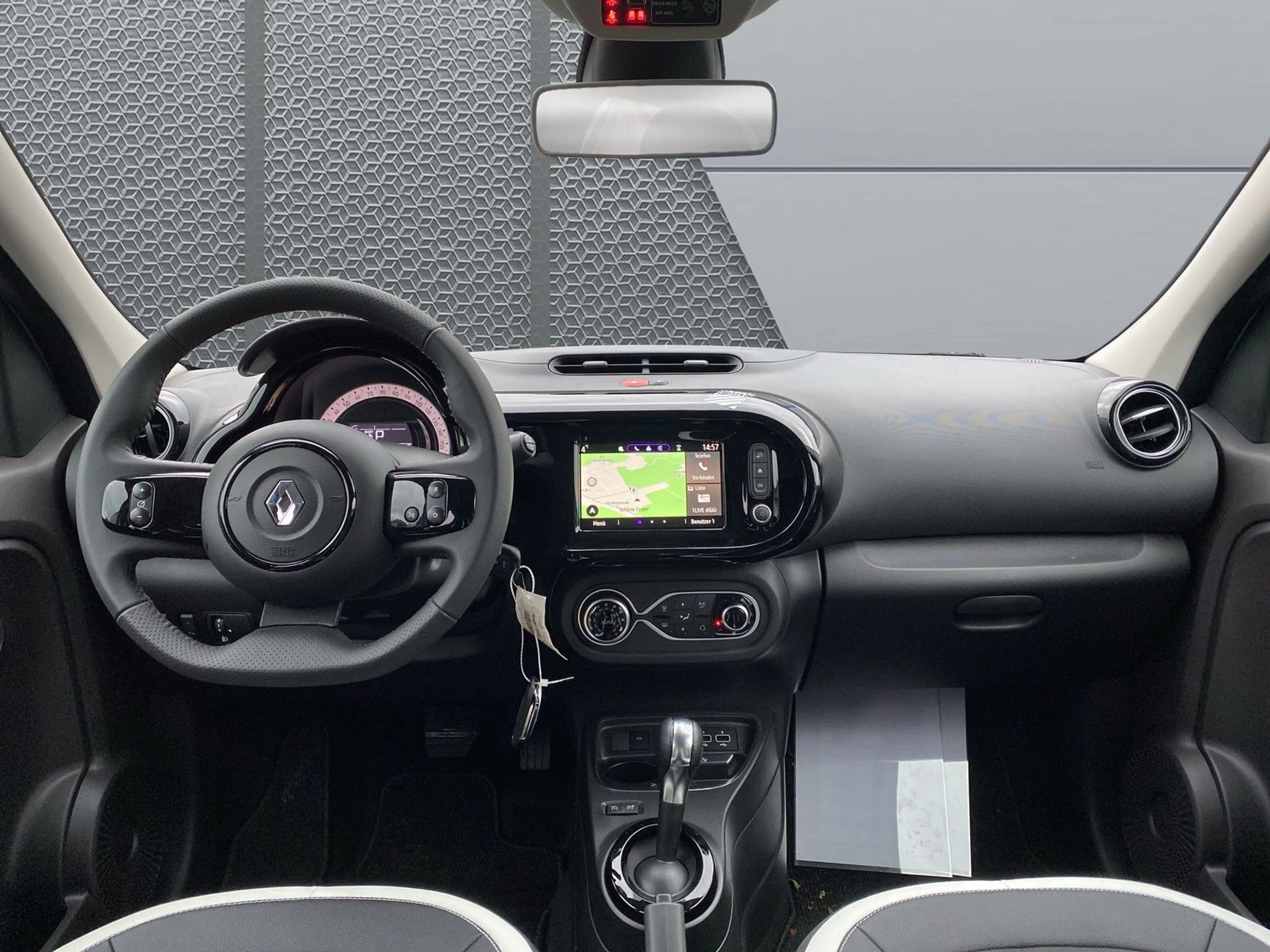 Renault Twingo Urban Night E-Tech Navi Kamera Sitzheiz — photo 5