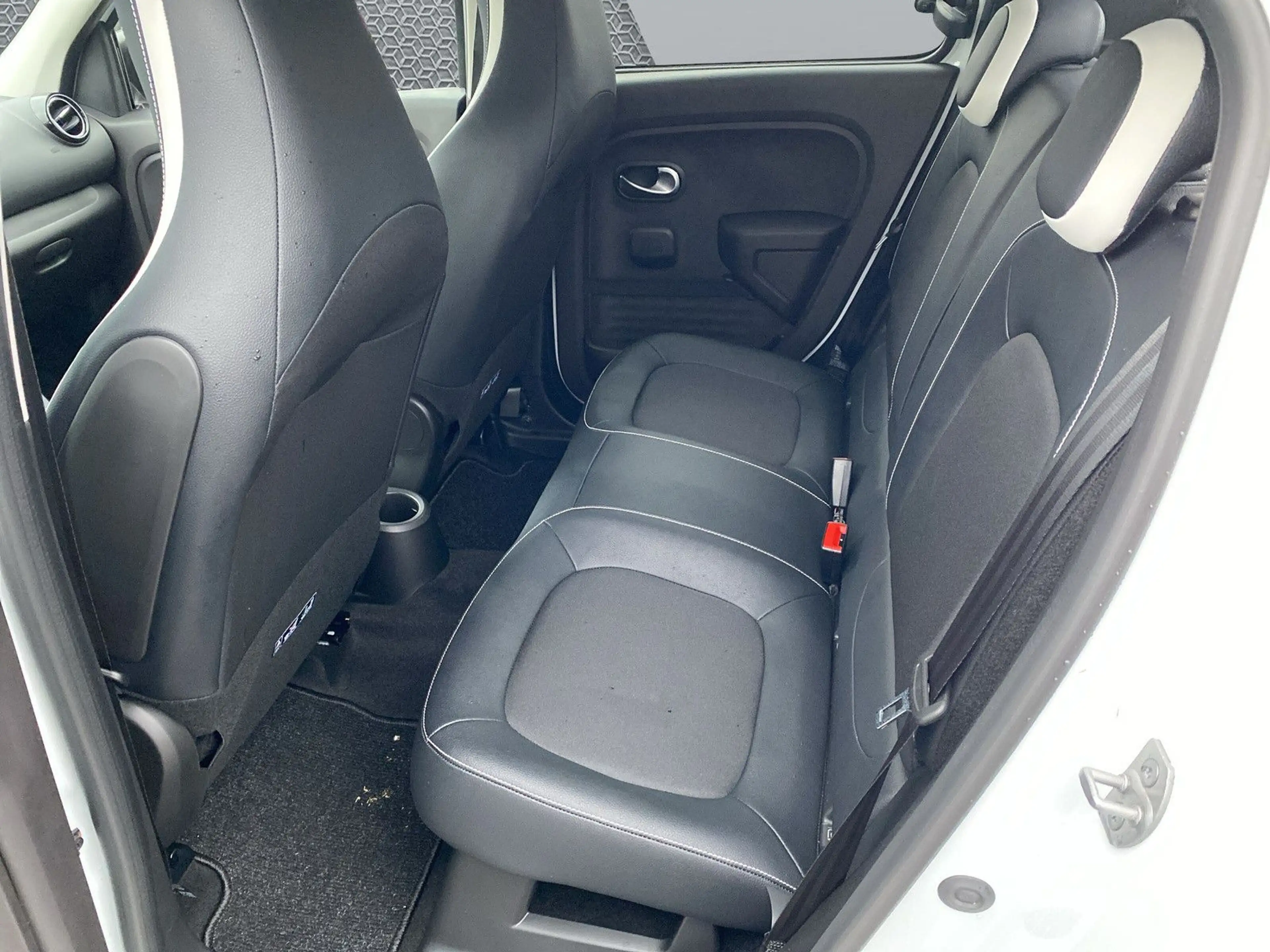 Renault Twingo Urban Night E-Tech Navi Kamera Sitzheiz — photo 7